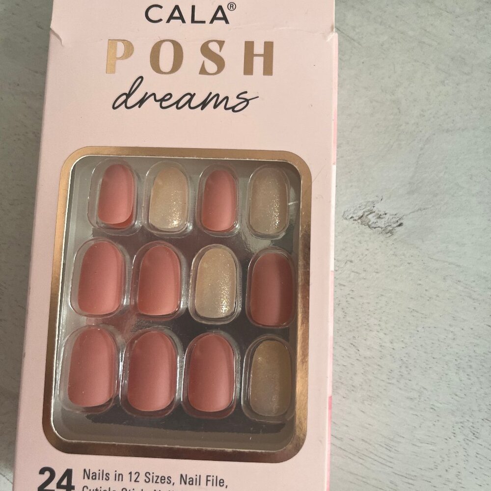Cala Posh Pink Press on  Nails